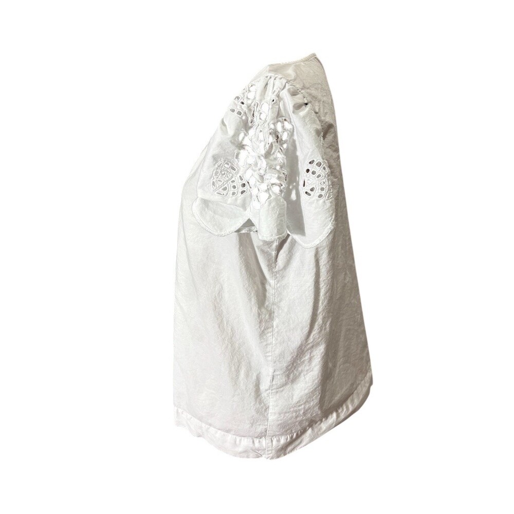 Crown & Ivy Womens Blouse Size L White Flutter Eyelet Lace Split Neck - Picture 4 of 8
